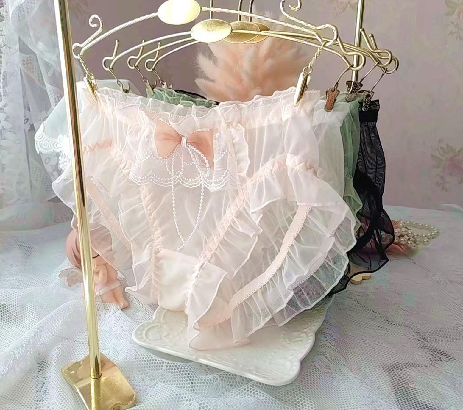 sissy-lingerie-for-beginners-a-guide-to-finding-the-perfect-pieces