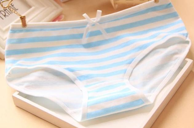 Sissy Striped Panties w/ Bow