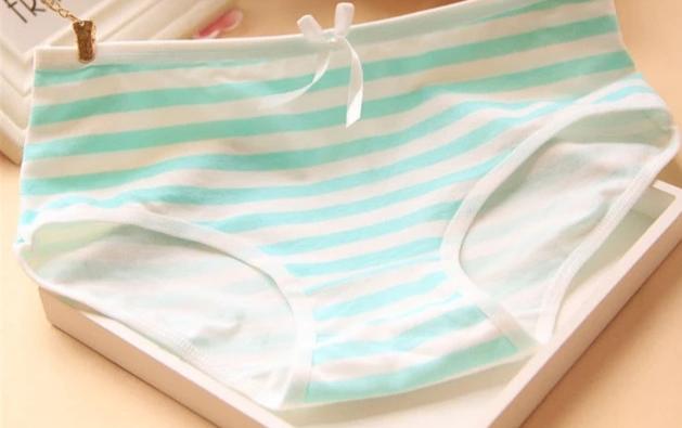 Sissy Striped Panties w/ Bow
