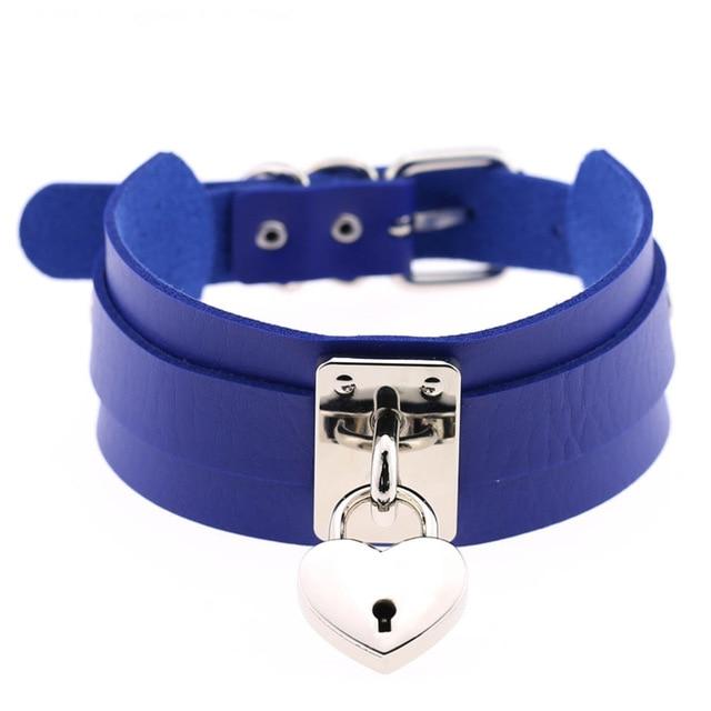 Sissy Heart Choker