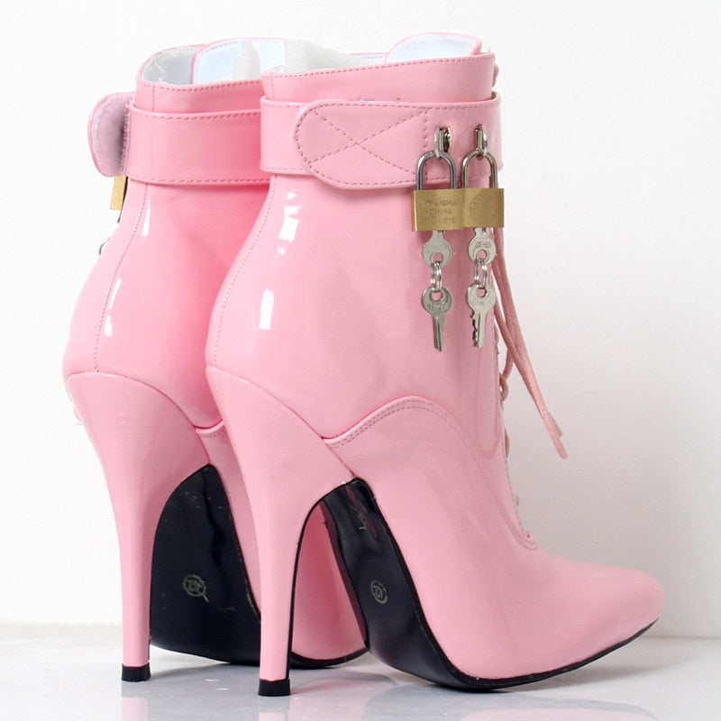 Lockable Boot with Padlocks - Sissy Lux